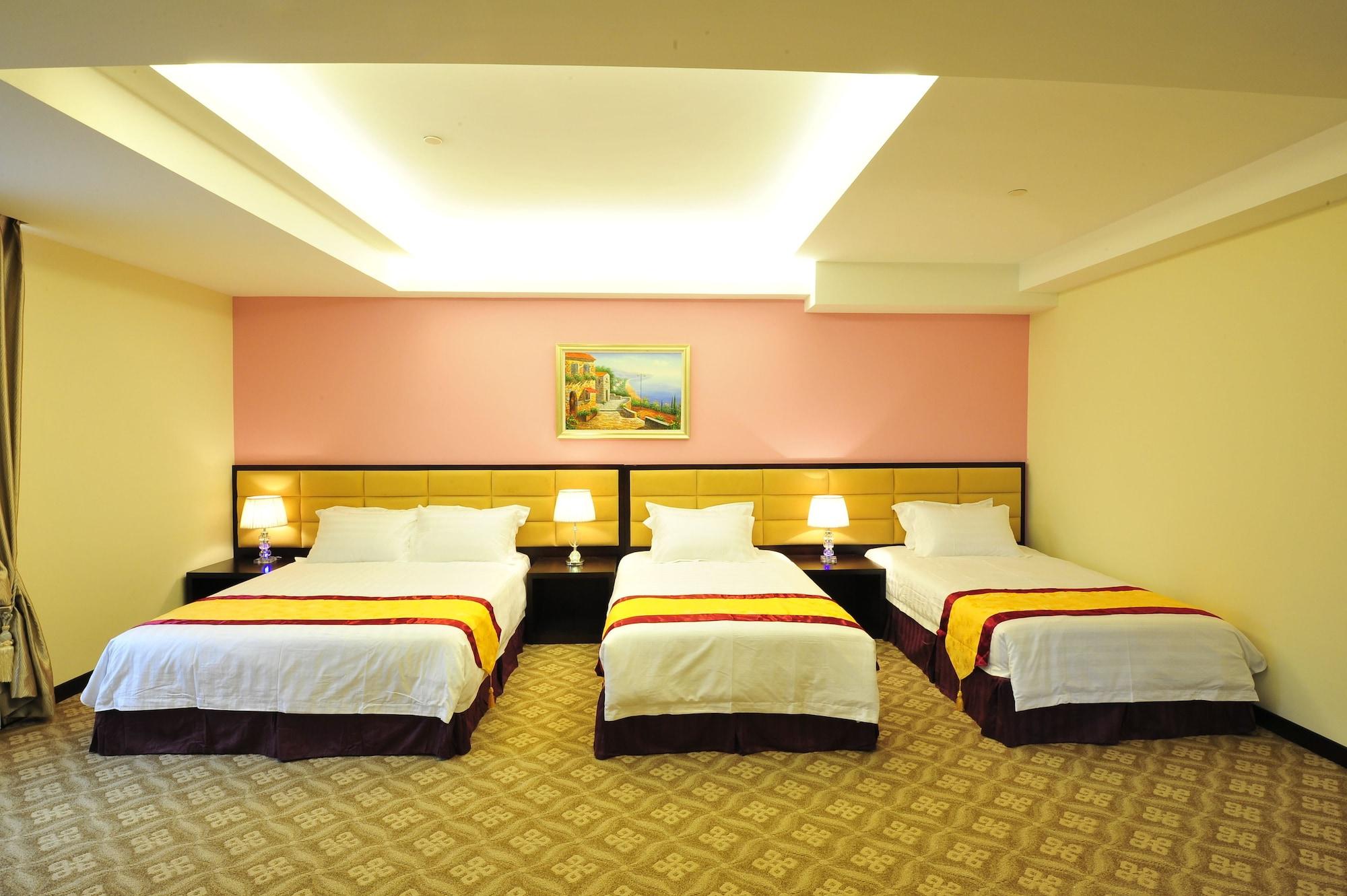 Malacca Hallmark Crown Hotel מראה חיצוני תמונה