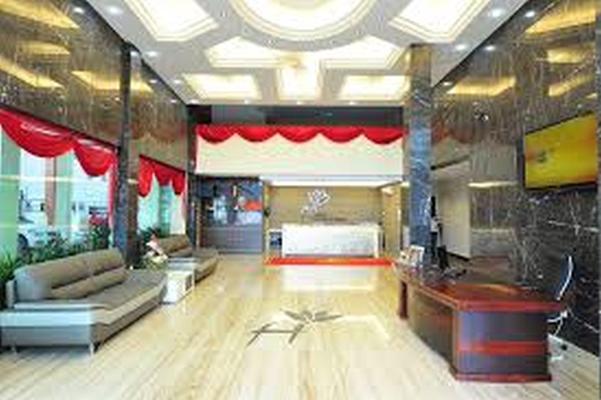 Malacca Hallmark Crown Hotel מראה חיצוני תמונה