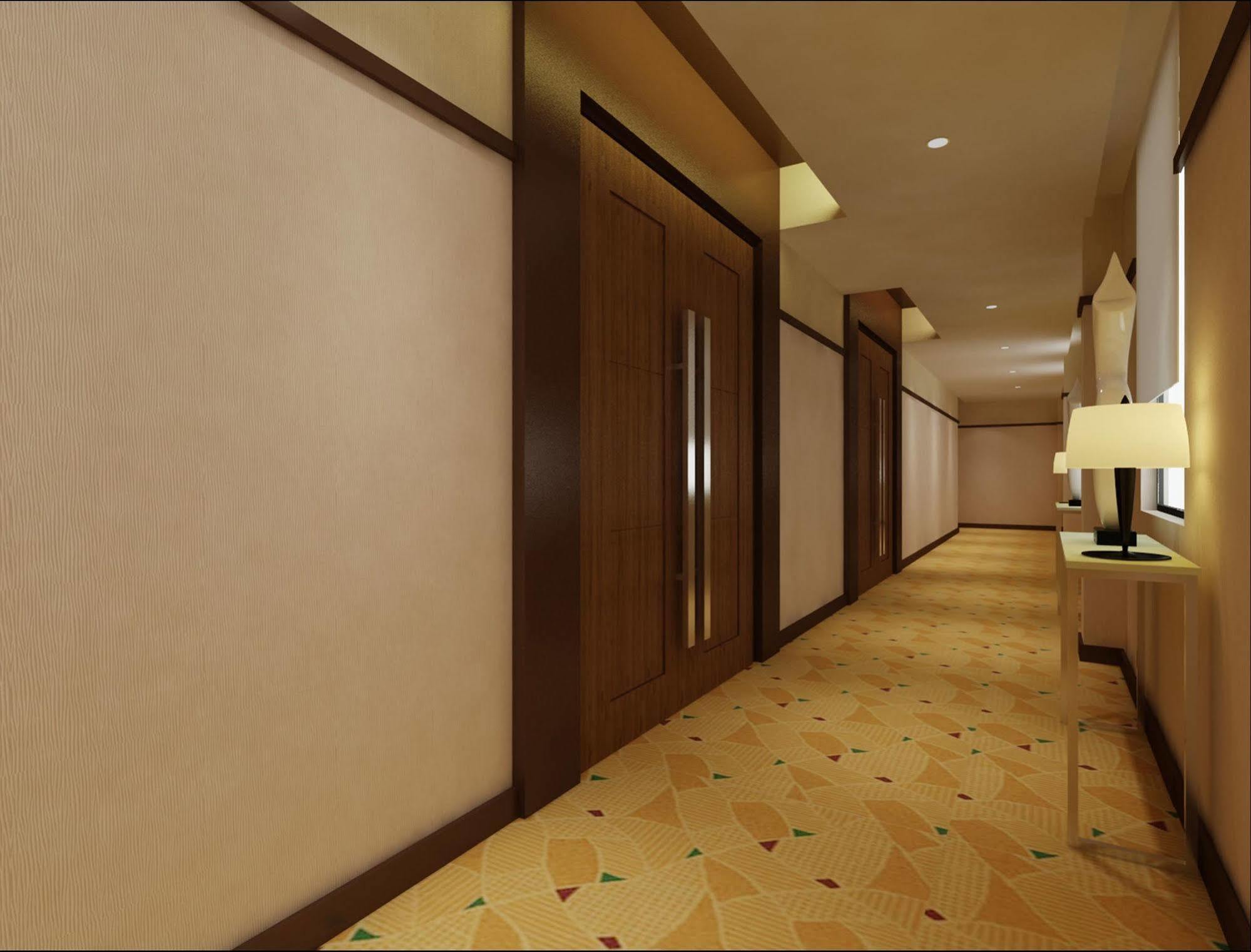 Malacca Hallmark Crown Hotel מראה חיצוני תמונה